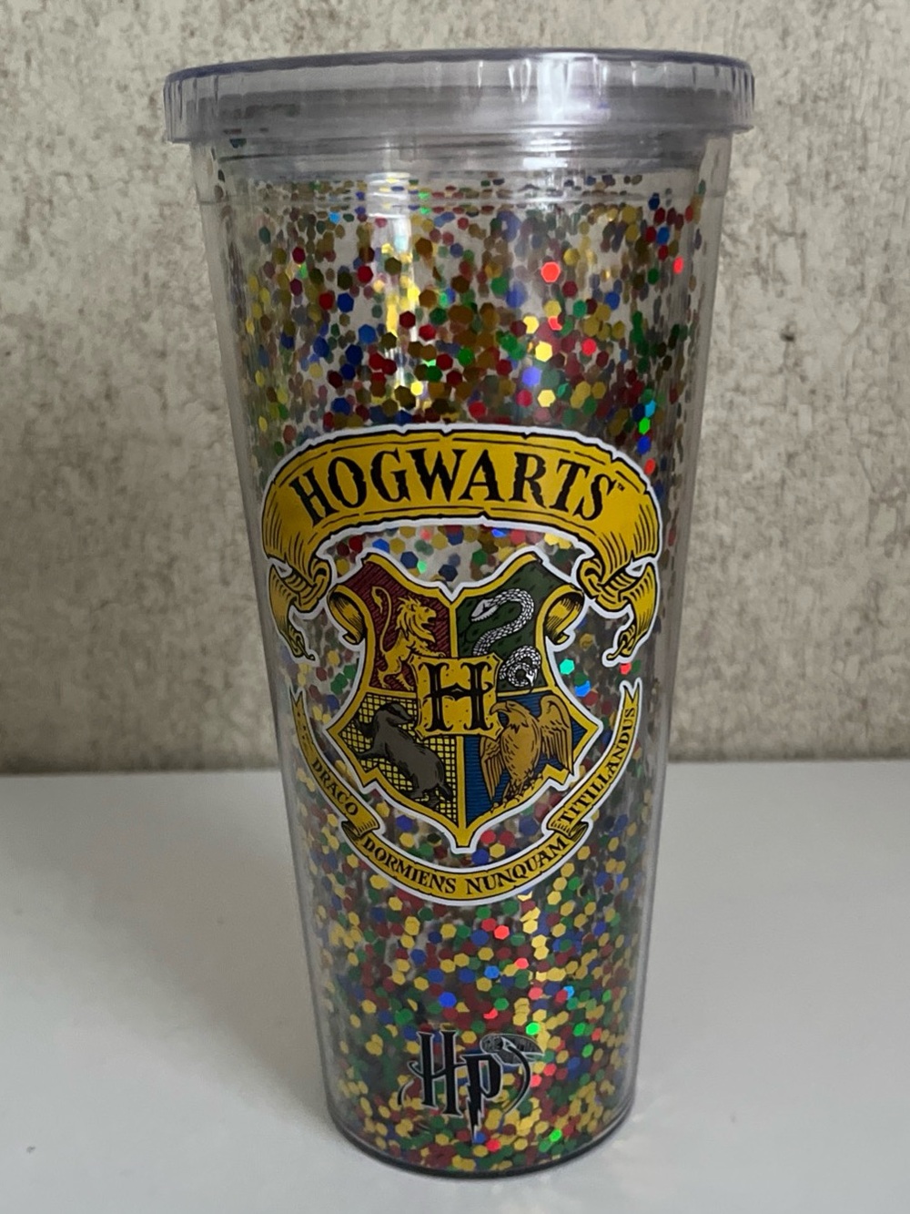 Harry Potter Hogwarts Glitter Filled Acrylic Tumbler Cup w/ Lid (20oz) No Straw